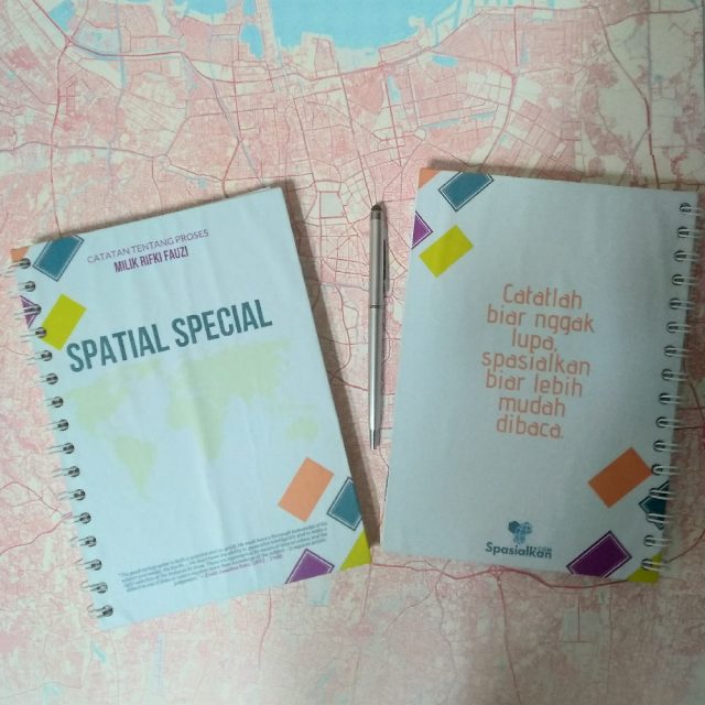 Official Merchandise – Spesial Notebook Spasial Desain Produk Spasialkan